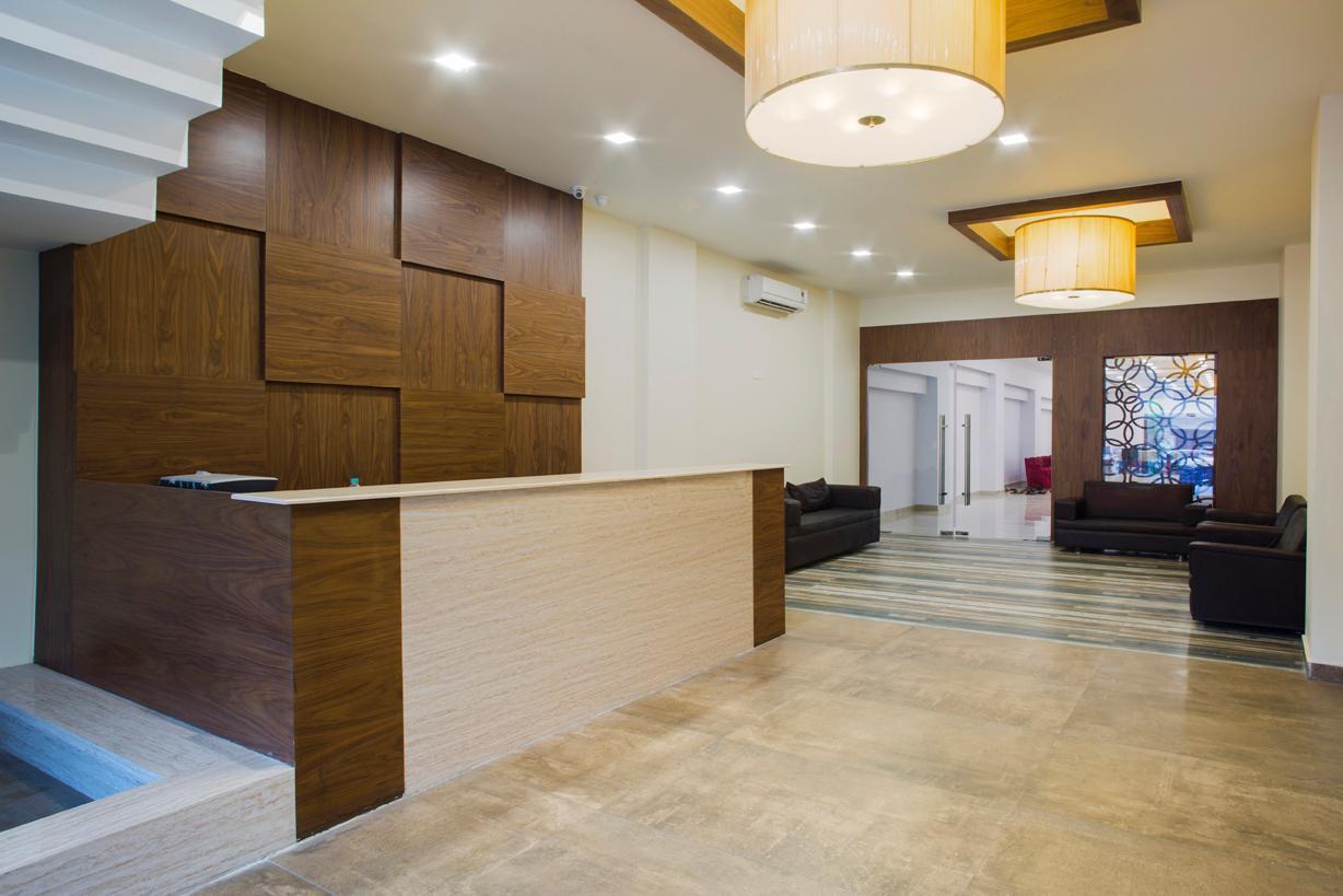 Hotel Amber Rudrapur Екстериор снимка