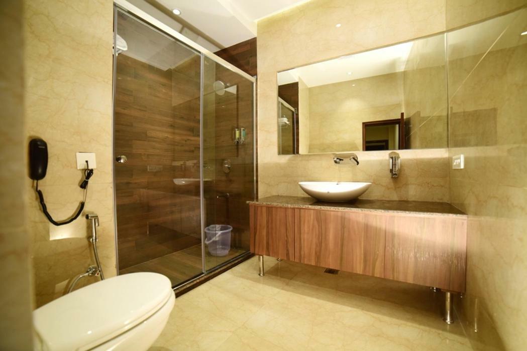 Hotel Amber Rudrapur Екстериор снимка